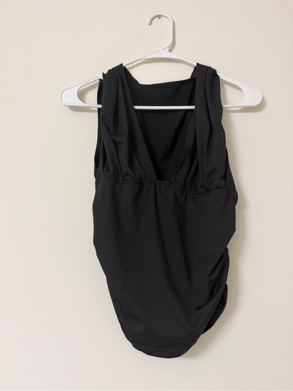 SHEIN Black Sleeveless V-Neck Draped Tank Top
